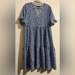 Chic Blue Floral Midi Dress